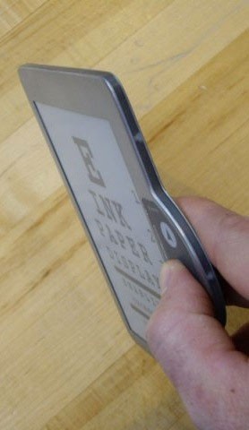 比nano还薄 blueChute展示EInk电子书
