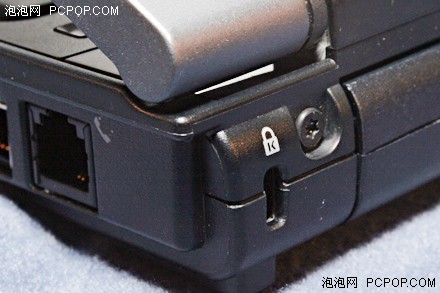 辣妹助阵 惠普三款迅驰四笔记本上市