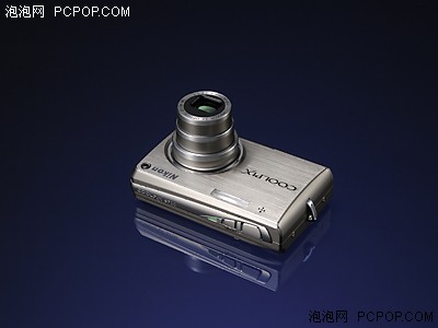 时尚优雅流畅 尼康发布紧凑相机S700