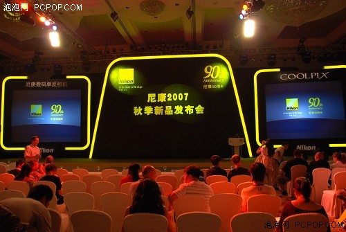 模特阵容强大!尼康07秋季发布会图赏