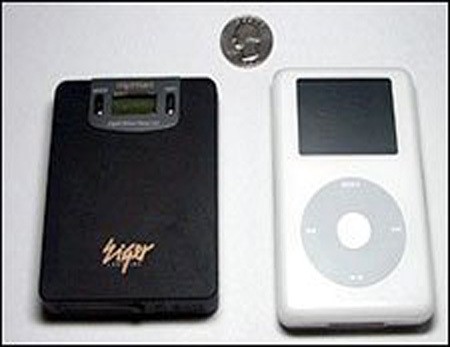 ����32M�ڴ�&nbsp;�����ϵ�һ̨MP3������