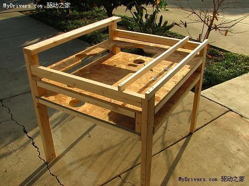 DIY狂人自制3D打印机竟然可打印食物 DIY狂人自制3D打印机竟然可打印食物
