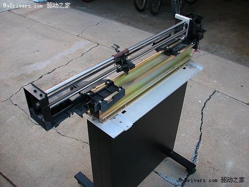 DIY狂人自制3D打印机竟然可打印食物 DIY狂人自制3D打印机竟然可打印食物