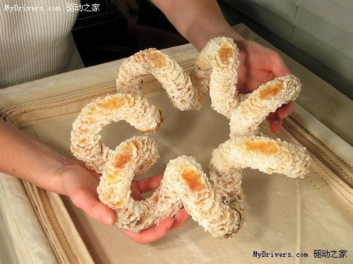 DIY狂人自制3D打印机竟然可打印食物 DIY狂人自制3D打印机竟然可打印食物