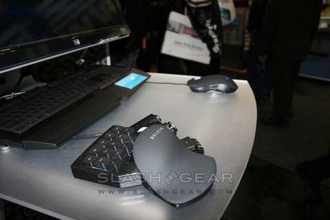 CeBIT:贝尔金&Razer推n52te游戏键盘