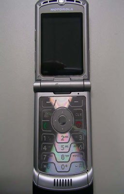弃用RAZR?摩托罗拉RZR V3s真机曝光