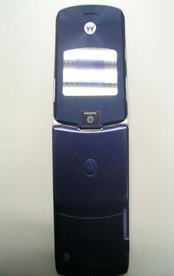弃用RAZR?摩托罗拉RZR V3s真机曝光