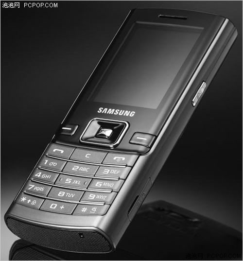 全新发布!三星D780 Duos双卡双待亮相