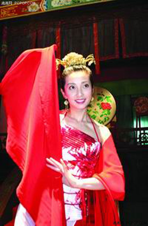 从"白发魔女"到"旗袍美人"李冰冰72变