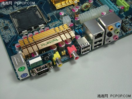 降价200多 顶星两款P35主板携手跳水