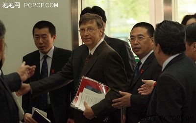 盖茨"慈善之旅"在华5000万美元治艾滋