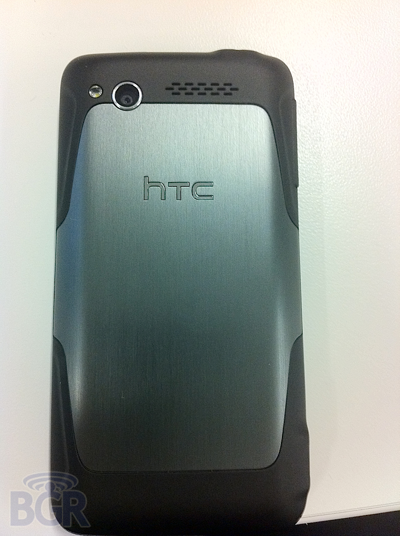 搭载Android 2.2 HTC Merge真机首曝光 