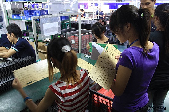 纯手工打造!看机械键盘是如何炼成的