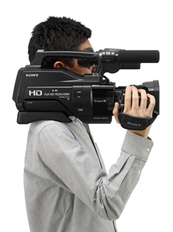索尼全新肩扛式摄录一体机HXR-MC2500_索尼