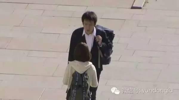 日本妹子化完妆 街上的男人们都掏钱包 