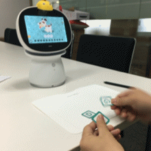 360儿童机器人评测 宝宝的贴身小老师 