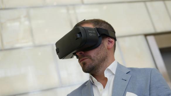 VR新鲜报:直击HTC、索尼VR大佬现场撕逼 