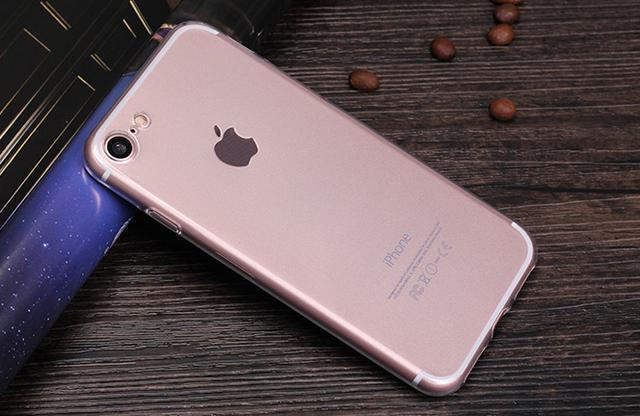 iPhone 7保护壳上市 配黑色肯定是爆款 