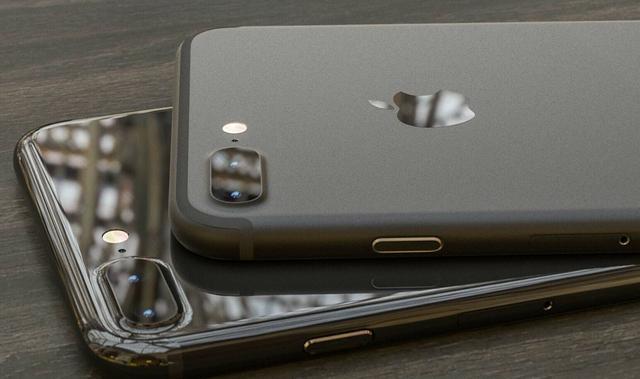 iPhone 7保护壳上市 配黑色肯定是爆款 