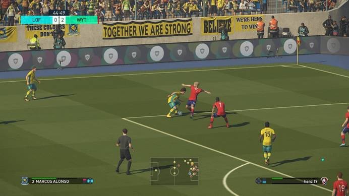 实况足球2018-雷柏V600手柄体育竞技类游戏推