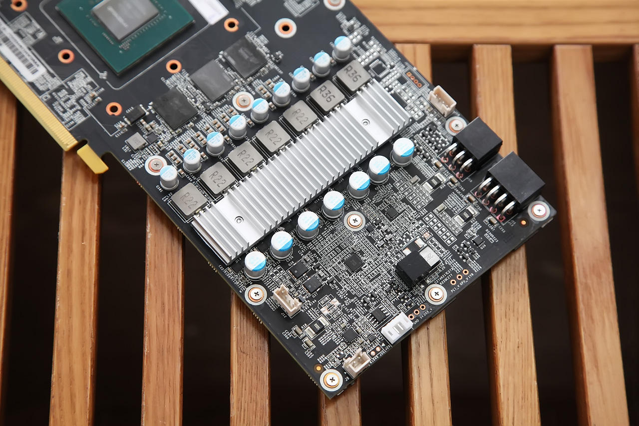 2K分辨率吃鸡无压力 影驰GTX 1070Ti GAMER