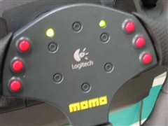 ��������F1����MOMO�����������̵���