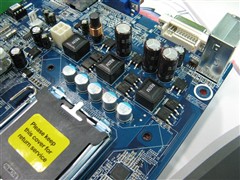 ��սDX10��������&nbsp;̨ϵGF7100��100