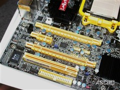 ����DDR3-128MB&nbsp;DFI����С����790GX!