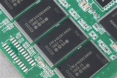 比2TB硬盘快七倍！威刚100GB SSD详测 