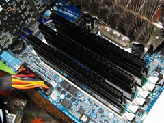 双GTX480+i7-980X!打造3屏3D游戏平台 