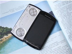 剽悍PSP手机 索爱Xperia PLAY入手体验 