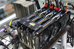 决战990FX 四路GTX580对决四路HD6970 