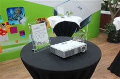 小空间玩大屏 四款热门LED投影机推荐 