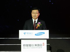 中国电信3G智能旗舰 三星W999正式发布 