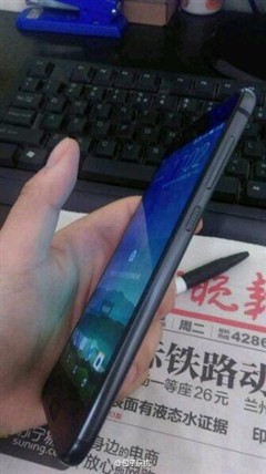 舍弃下巴的HTC ONE A9曝光 跑分4万多