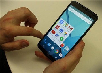 摩托罗拉的内战：新Moto X vs Nexus 6