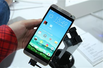 HTC张嘉临：M9+定位奢华/E9+定位时尚