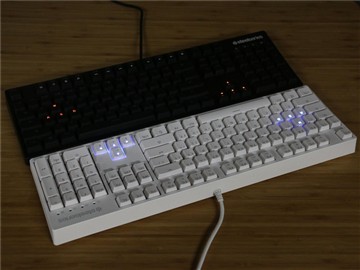 极简风 赛睿M260黑/青轴机械键盘评测