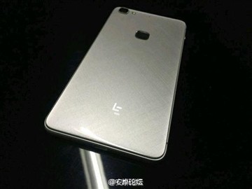 乐视手机2真机曝光 骁龙820搭配2K屏
