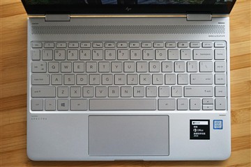 极致轻薄商务风！惠普Spectre x360评测