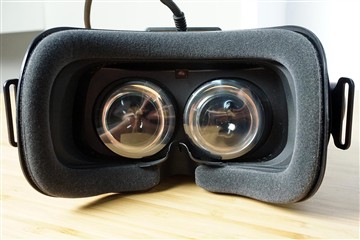 双眼3K分辨率 雷神·幻影VR头显评测