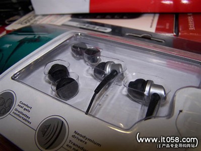 SONYPSP专用!罗技两款耳机上市图赏