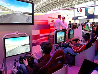 CeBIT06��ViiV�ۺ�Ů����Ӣ�ض�ˮ��
