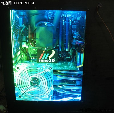7950GX2 Quad SLI系统干冰超频全赏析