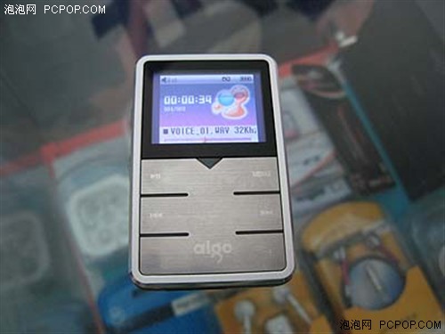 彩屏再刮金属风 爱国者金属F568到货
