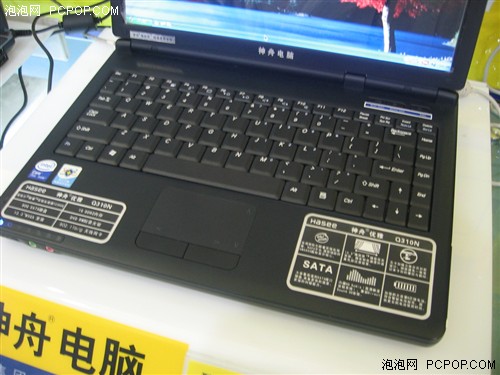 ��1900Ԫ������13.3Ӣ��˫�˱ʼǱ�