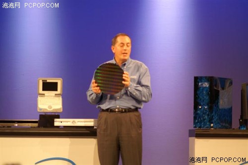 Intel震惊世人 完成80核心处理器原型