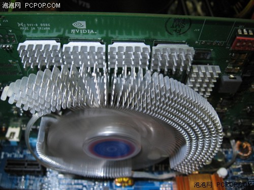 NVIDIA����7900GS��Ҳ֧�ּ�ѹ��Ƶ��