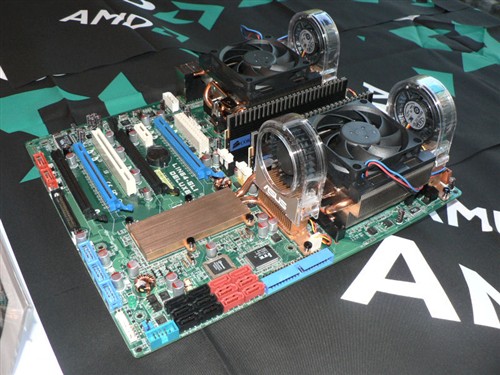 ��ƴIntel�ĺˣ�&nbsp;AMD��ʽ����4x4ƽ̨