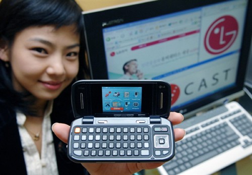 QWERTY�ֻ���EnV��ռ�챱���߶��г�